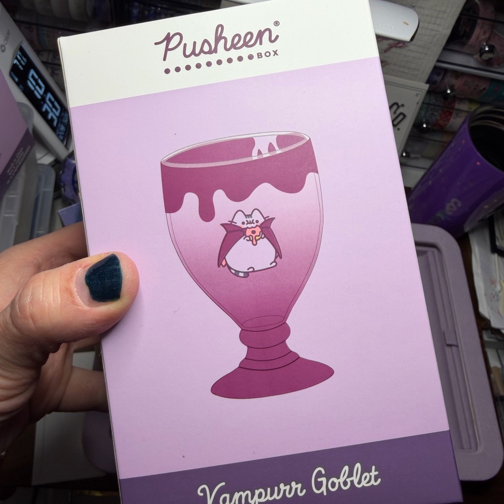 Pusheen Box Vampurr Goblet